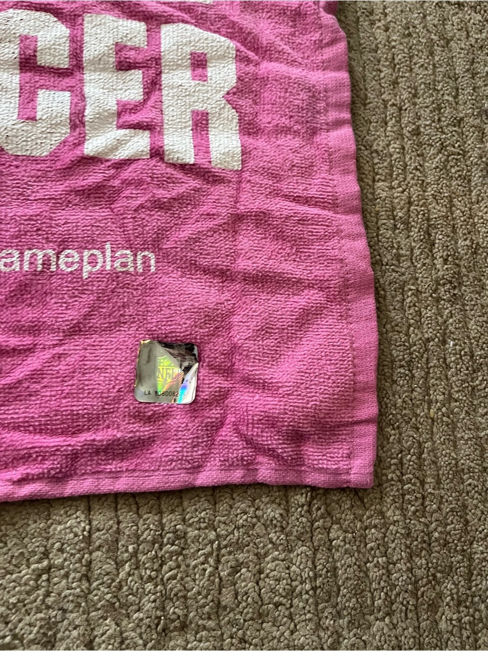 NFL Washington Commanders Pink Rally Towel - Picture 2 of 3